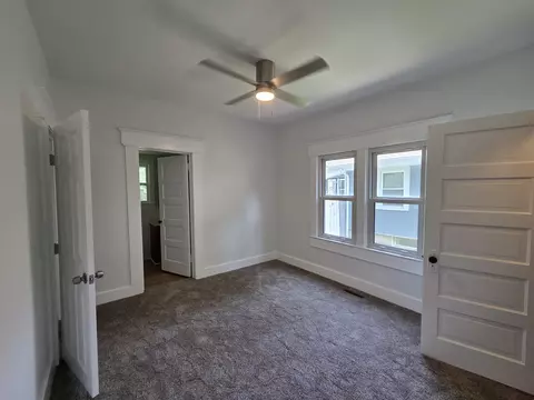 Bedroom - 1633 E Lombard St, Springfield, MO 65802 photo 3 of 7