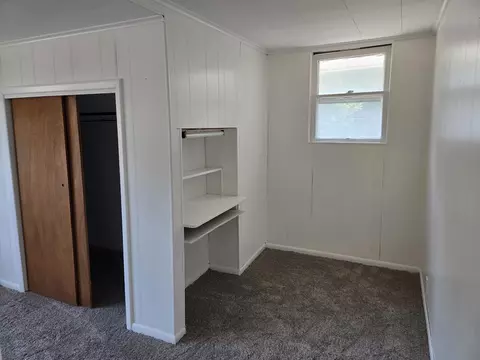 Bedroom - 1633 E Lombard St, Springfield, MO 65802 photo 5 of 7