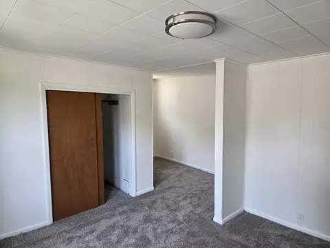 Bedroom - 1633 E Lombard St, Springfield, MO 65802 photo 7 of 7