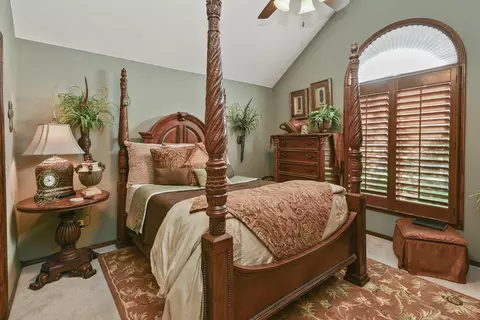 Bedroom - 901 N Rodeo Ct, Nixa, MO 65714 photo 1 of 10
