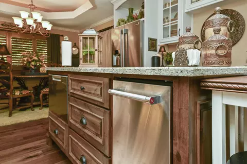 Kitchen - 901 N Rodeo Ct, Nixa, MO 65714 photo 7 of 10