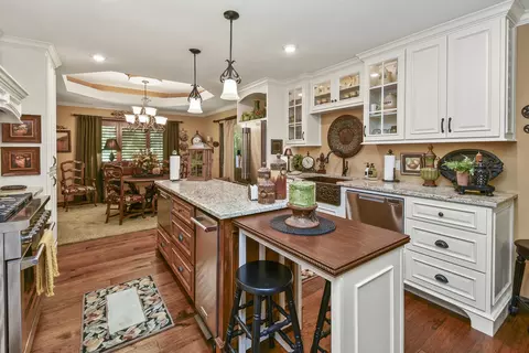 Kitchen - 901 N Rodeo Ct, Nixa, MO 65714 photo 2 of 10