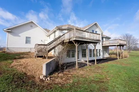 Exterior - 6419 Wexford Ln, Springfield, MO 65803 photo 5 of 6