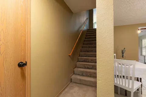 Entry Way - 1130 S Crutcher Ave, Springfield, MO 65804 photo 1 of 2