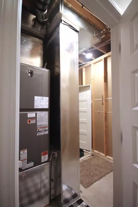 Entry Way - 675 E Simpson St, Willard, MO 65781 photo 3 of 4