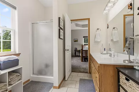 Bath - 115 Mcvey Dr, Chadwick, MO 65629 photo 2 of 5