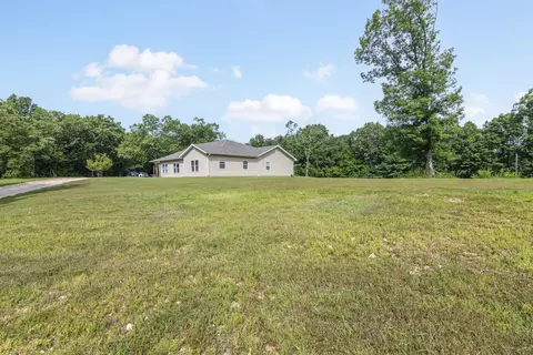 Exterior - 115 Mcvey Dr, Chadwick, MO 65629 photo 9 of 10