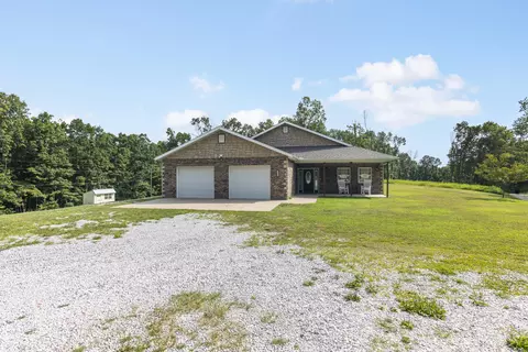Exterior - 115 Mcvey Dr, Chadwick, MO 65629 photo 2 of 10