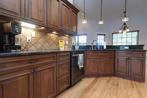 Kitchen - 4649 Silo Hills Dr, Springfield, MO 65802 photo 1 of 5
