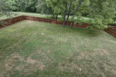 Exterior - 4649 Silo Hills Dr, Springfield, MO 65802 photo 4 of 6