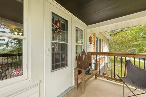 Exterior - 169 Saint Joseph St, Forsyth, MO 65653 photo 8 of 10