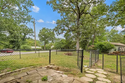 Exterior - 169 Saint Joseph St, Forsyth, MO 65653 photo 4 of 10