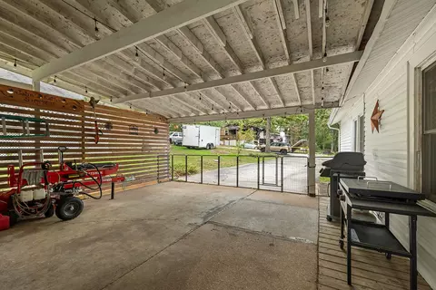 Exterior - 169 Saint Joseph St, Forsyth, MO 65653 photo 9 of 10