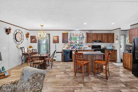 Kitchen - 1274 E Dade 14, Aldrich, MO 65601 photo 1 of 3