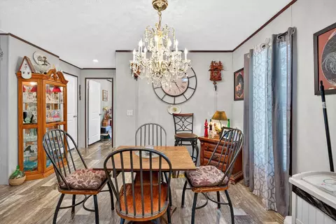 Dining - 1274 E Dade 14, Aldrich, MO 65601 photo 1 of 1