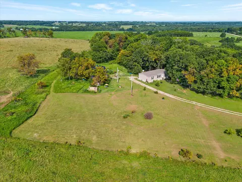 View/Area - 1274 E Dade 14, Aldrich, MO 65601 photo 2 of 8