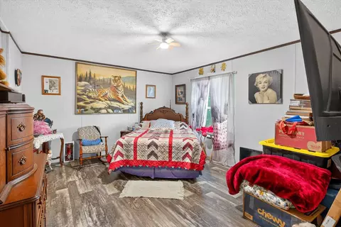 Bedroom - 1274 E Dade 14, Aldrich, MO 65601 photo 1 of 6