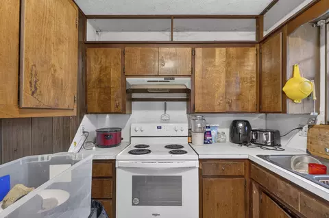 Kitchen - 903 E Villa Marie St, Springfield, MO 65803 photo 3 of 3