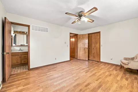 Bedroom - 1044 State Highway T, Gainesville, MO 65655 photo 6 of 6