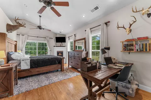 Bedroom - 481 Sunny Brook Dr, Branson, MO 65616 photo 1 of 6