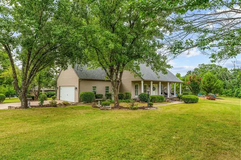 Exterior - 481 Sunny Brook Dr, Branson, MO 65616 photo 2 of 8
