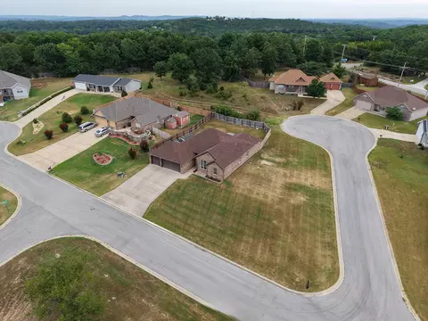 View/Area - 148 Hackberry Ln, Branson, MO 65616 photo 2 of 7