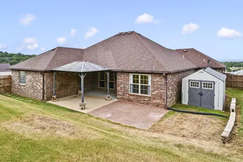Exterior - 148 Hackberry Ln, Branson, MO 65616 photo 5 of 8