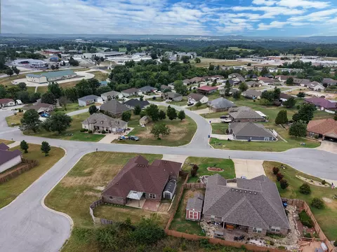 View/Area - 148 Hackberry Ln, Branson, MO 65616 photo 3 of 7