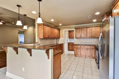Kitchen - 148 Hackberry Ln, Branson, MO 65616 photo 3 of 8