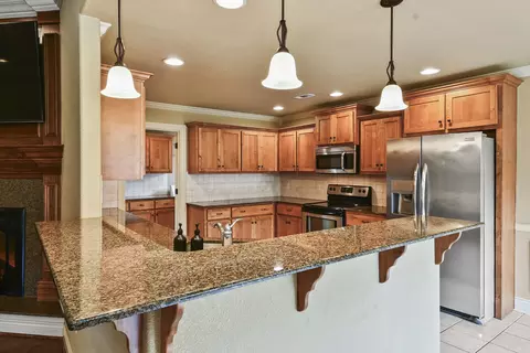 Kitchen - 148 Hackberry Ln, Branson, MO 65616 photo 4 of 8