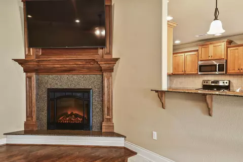 Living - 148 Hackberry Ln, Branson, MO 65616 photo 4 of 5