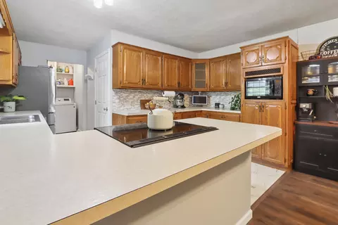 Kitchen - 3031 E Gasconade St, Springfield, MO 65804 photo 3 of 3