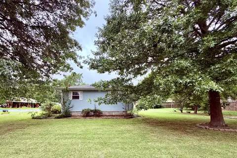 Exterior - 1009 E 10th St, Mountain Grove, MO 65711 photo 5 of 5