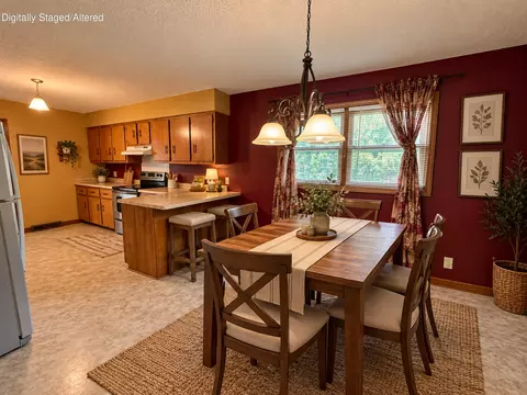 Dining - 1009 E 10th St, Mountain Grove, MO 65711 photo 1 of 1