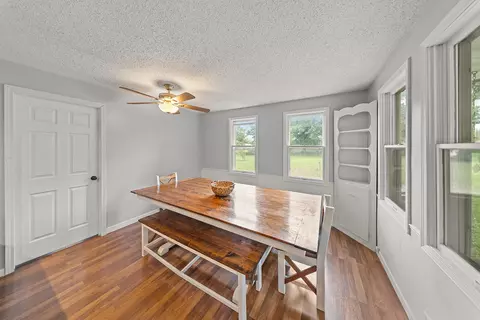 Dining - 322 E Drive St, Clever, MO 65631 photo 1 of 1