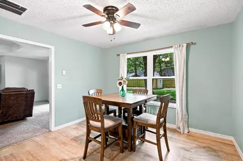 Dining - 2035 S Glenn Ave, Springfield, MO 65807 photo 3 of 3
