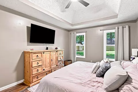Bedroom - 2035 S Glenn Ave, Springfield, MO 65807 photo 1 of 5