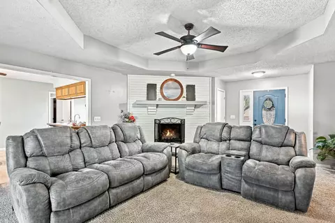 Living - 2035 S Glenn Ave, Springfield, MO 65807 photo 1 of 4