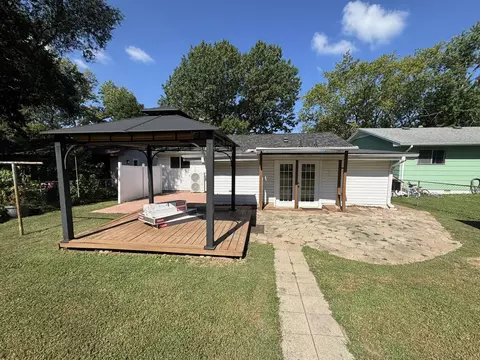 Exterior - 2754 N Pierce Ave, Springfield, MO 65803 photo 4 of 12