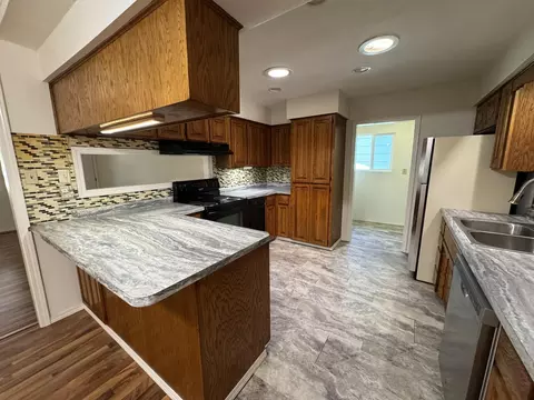 Kitchen - 2754 N Pierce Ave, Springfield, MO 65803 photo 1 of 4