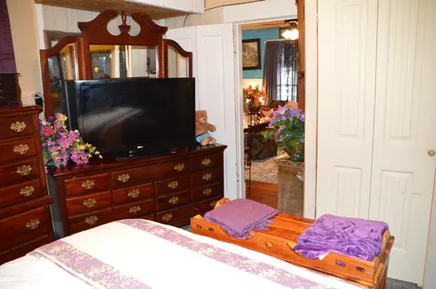 Bedroom - 1243 E Thoman St, Springfield, MO 65803 photo 5 of 5