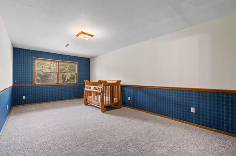 Bedroom - 8488 W Sunset Dr, Springfield, MO 65802 photo 8 of 9