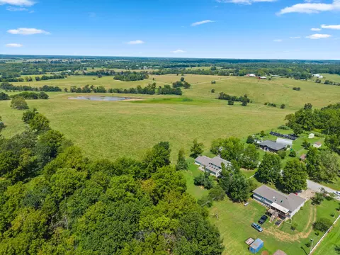 View/Area - 8488 W Sunset Dr, Springfield, MO 65802 photo 1 of 5