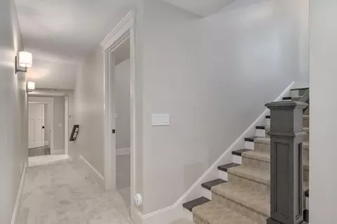 Entry Way - 2840 S Morningway Dr, Springfield, MO 65804 photo 4 of 5