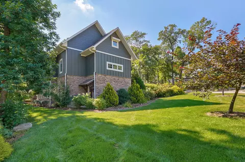 Exterior - 2840 S Morningway Dr, Springfield, MO 65804 photo 17 of 17