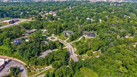 View/Area - 2840 S Morningway Dr, Springfield, MO 65804 photo 5 of 6