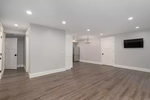 Living - 2840 S Morningway Dr, Springfield, MO 65804 photo 12 of 12