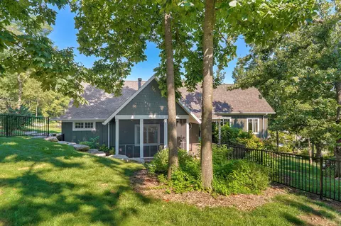 Exterior - 2840 S Morningway Dr, Springfield, MO 65804 photo 12 of 17