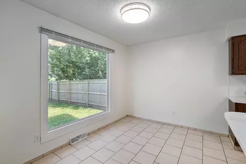Dining - 2520 S Fort Ave, Springfield, MO 65807 photo 1 of 1
