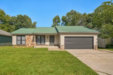 Exterior - 2520 S Fort Ave, Springfield, MO 65807 photo 2 of 7